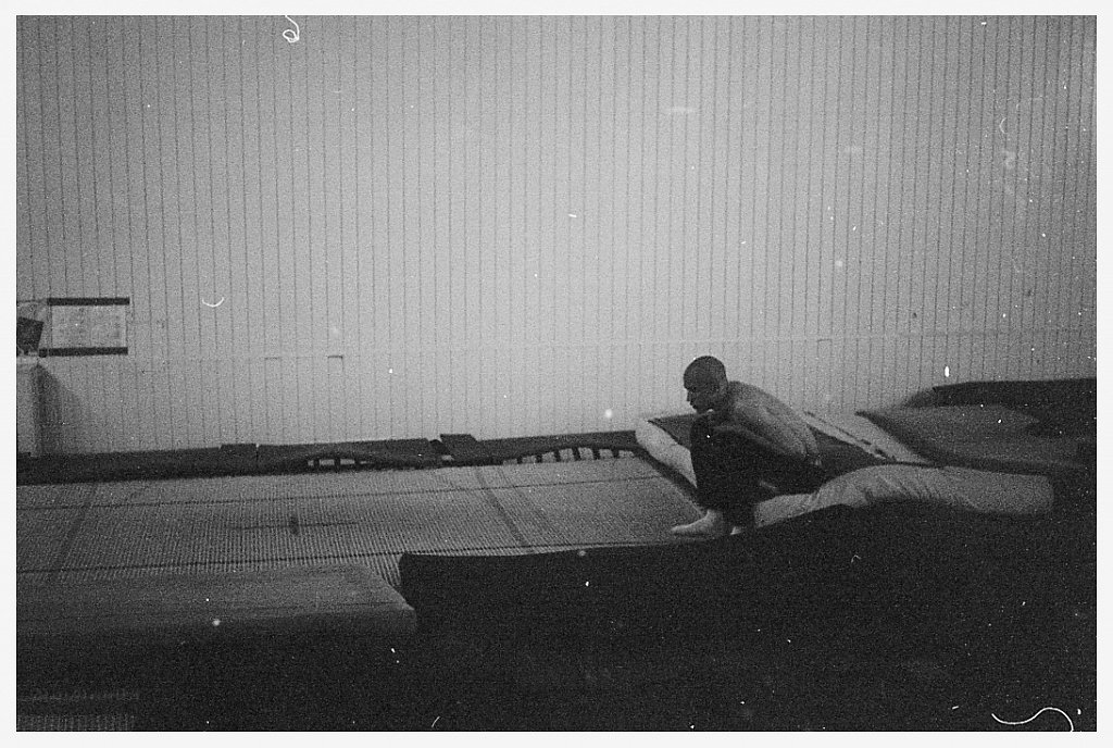 img043.jpg